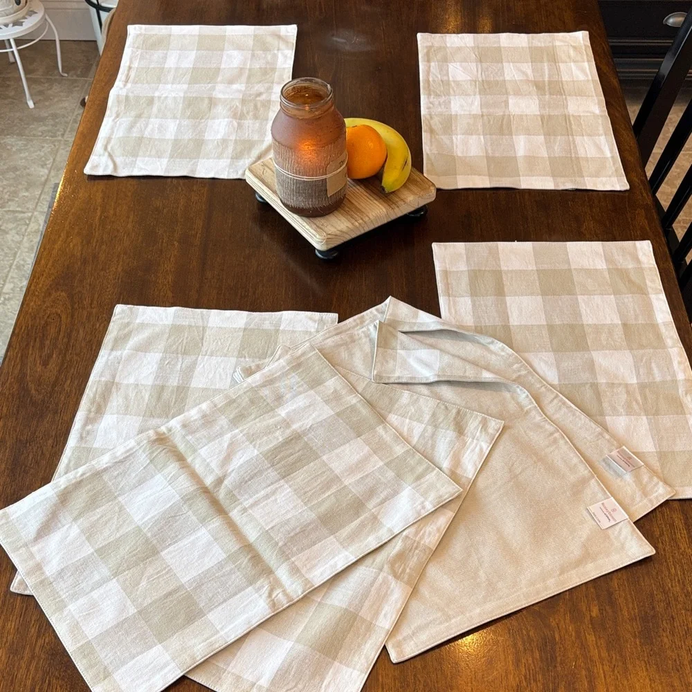 Classic Tan‎ Checkered Placemats~8